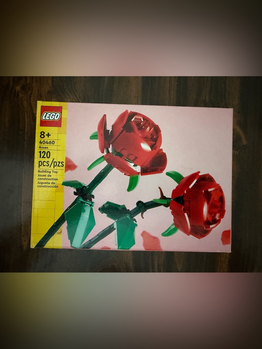 LEGO Red Roses Building Set with Green Stems